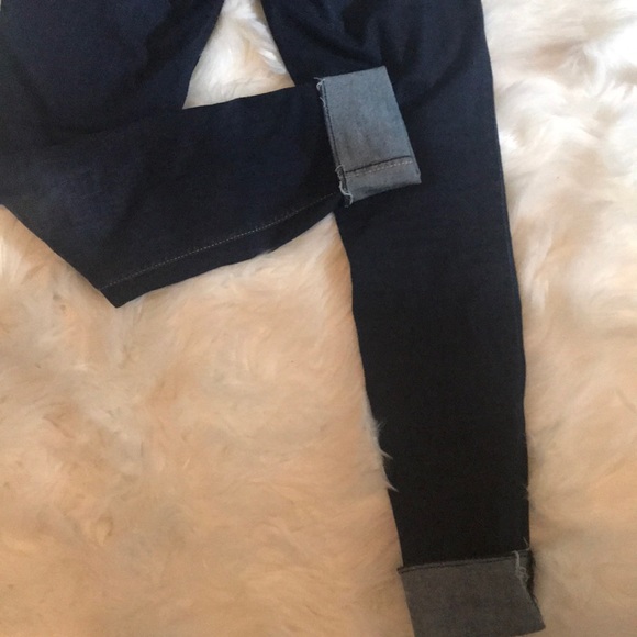 🦋NWOT HOLLISTER DISTRESSED ANKLE🦋 - Picture 8 of 8